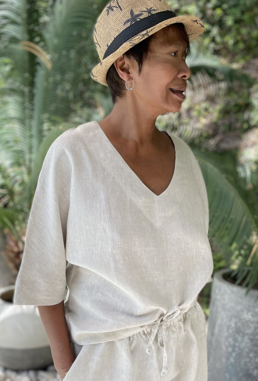 Tunique en lin col V – Image 3